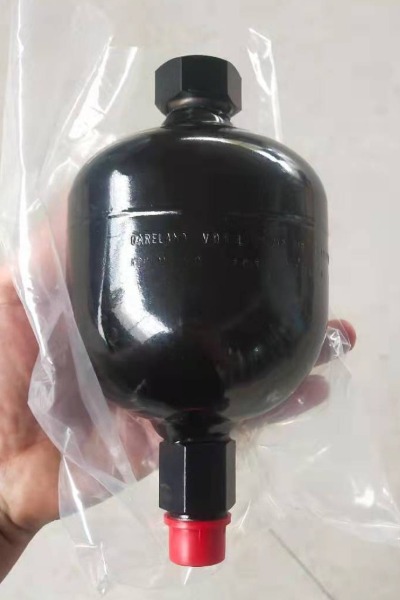 蓄能器氣囊的技術創新與工程應用解析 圖1